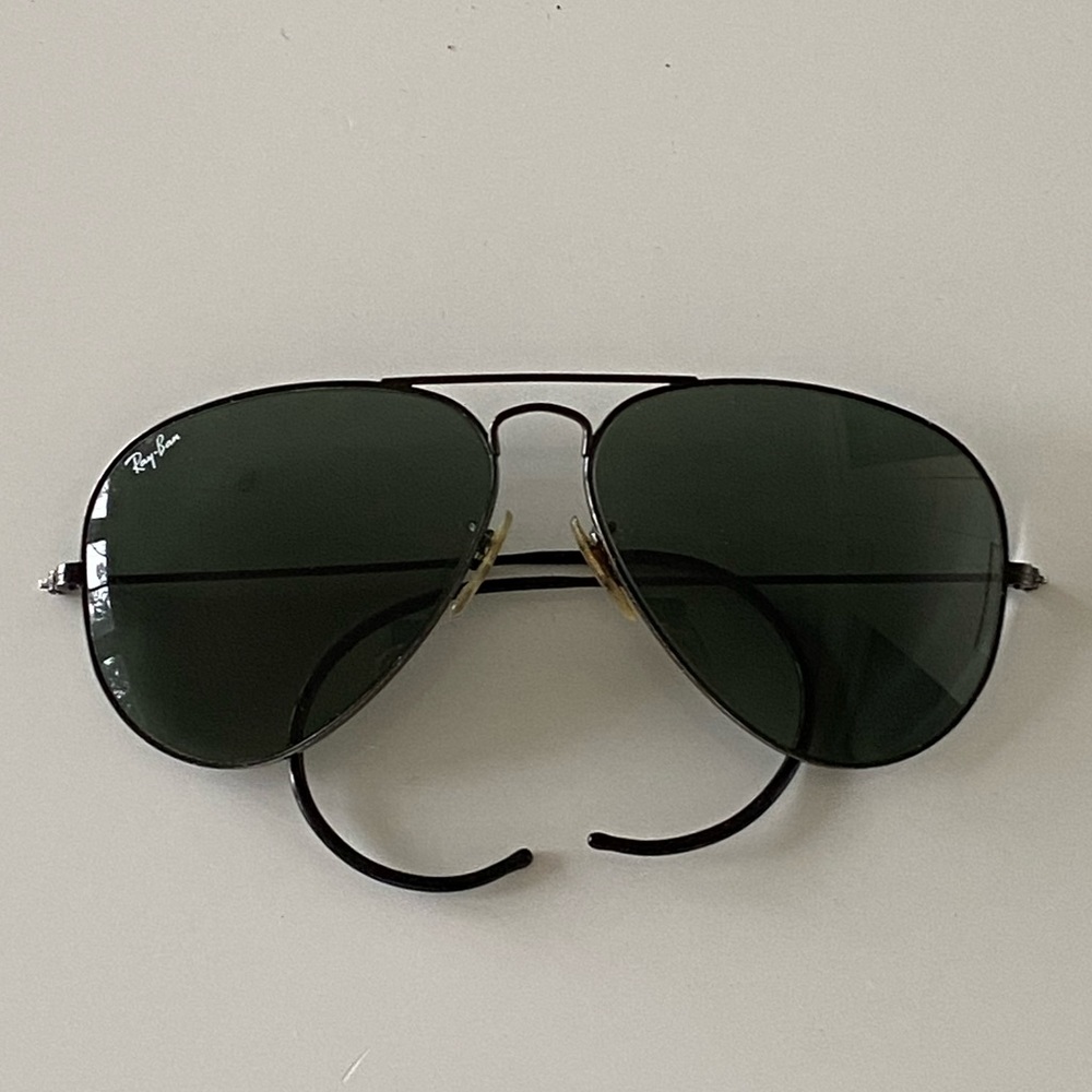Vintage authentic Ray-Ban sunglasses